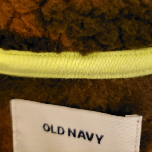 (NWT) Old Navy Camo Fleece Jacket - Picture 5 of 5